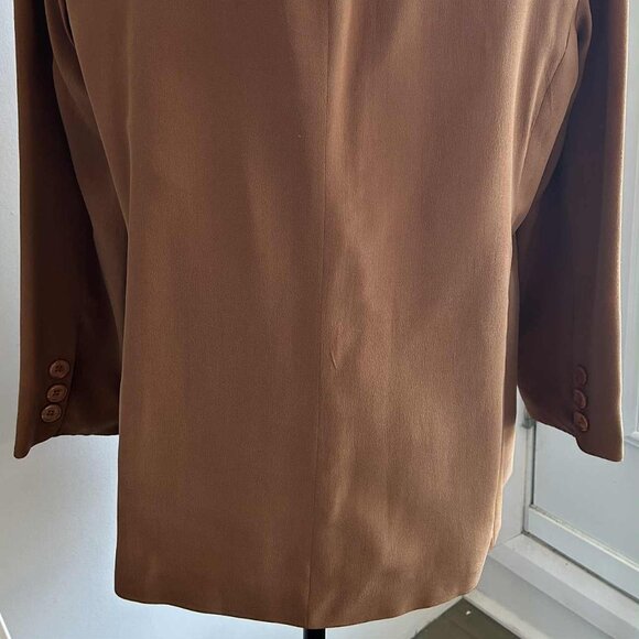 Stephanie Andrews Vintage Camel Pure Silk Blazer with Notched Lapel – US 12P - Picture 6 of 13
